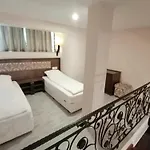 Hotel Aristokrat 3*